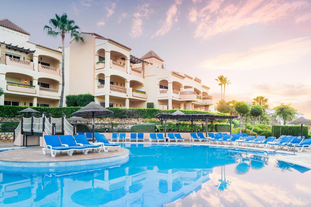 Wyndham Residences Costa Del Sol Фуeнхирола Екстериор снимка
