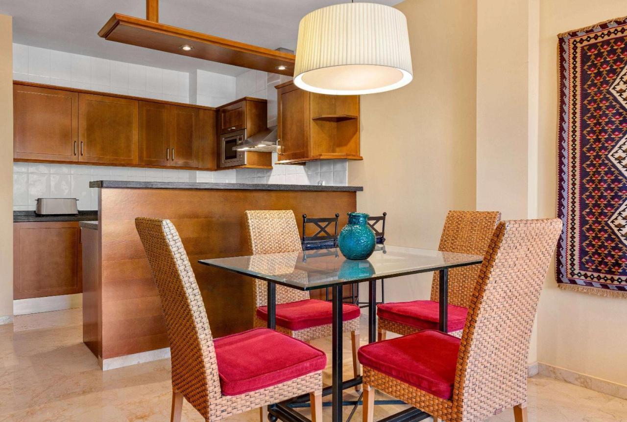 Wyndham Residences Costa Del Sol Фуeнхирола Екстериор снимка