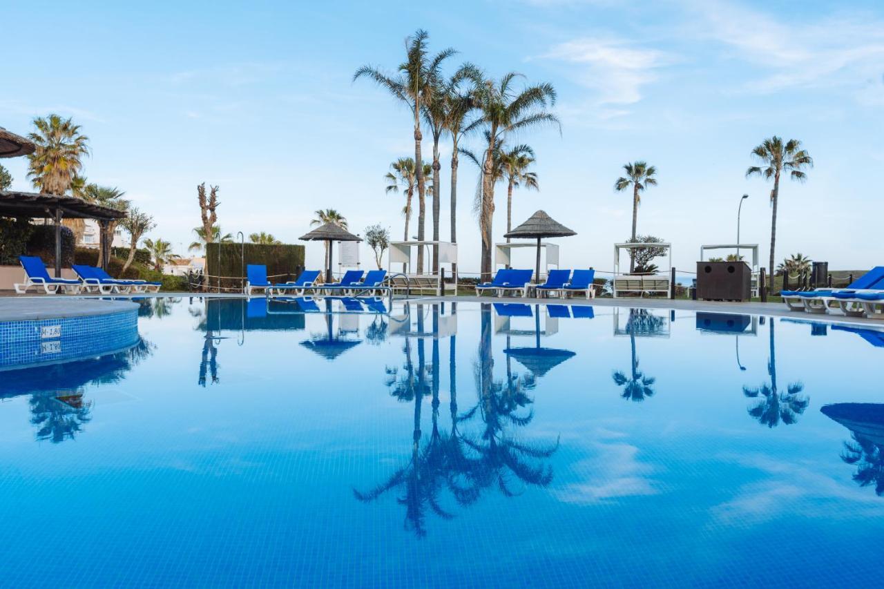 Wyndham Residences Costa Del Sol Фуeнхирола Екстериор снимка